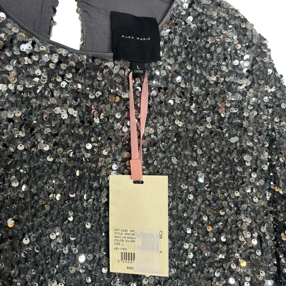 NWT Alex Marie Lia Sequin Velvet Top Silver Crew Neck Short Sleeve Size Large - Picture 3 of 10